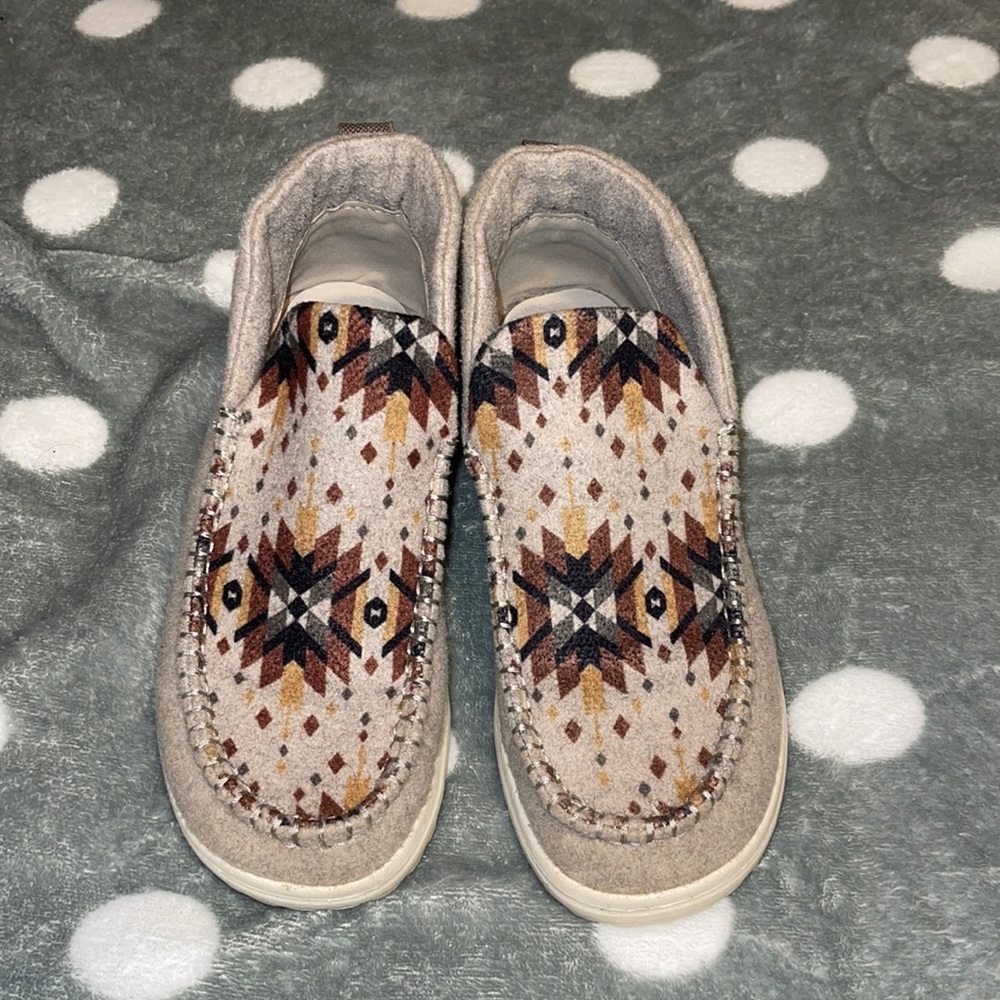 Hey Dude Shoes